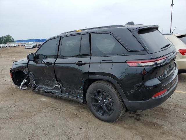 2024 Jeep Grand Cherokee Laredo