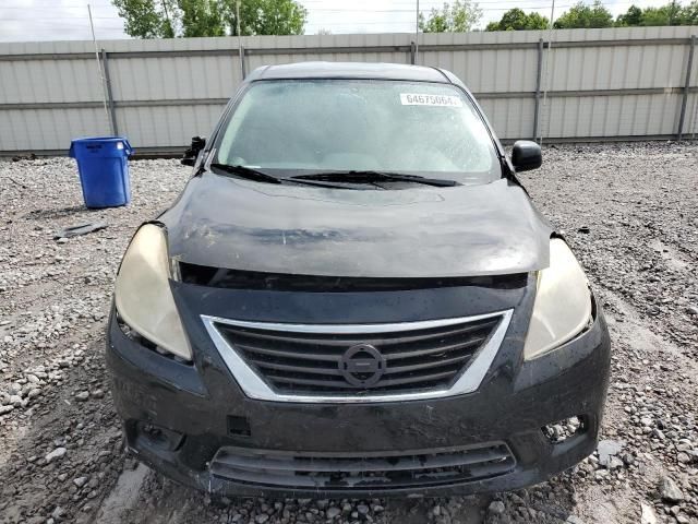 2013 Nissan Versa S