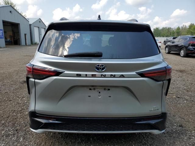 2021 Toyota Sienna LE