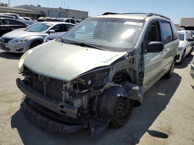 2006 Toyota Sienna CE