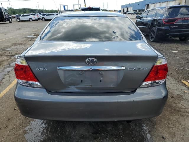 2005 Toyota Camry LE