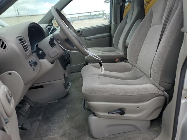 2003 Dodge Caravan SE