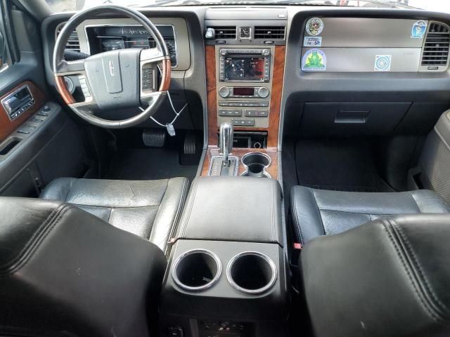 2011 Lincoln Navigator L