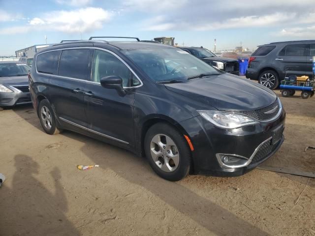 2017 Chrysler Pacifica Touring L Plus