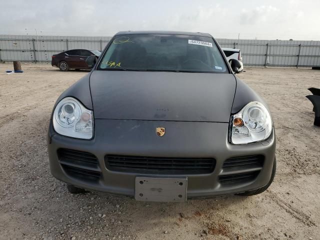 2004 Porsche Cayenne S