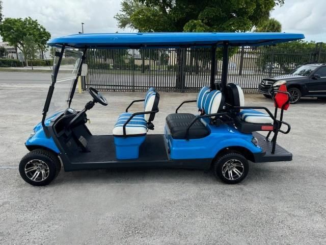 2023 Icon Golf Cart