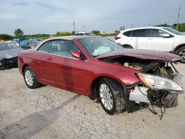 2013 Chrysler 200 Touring