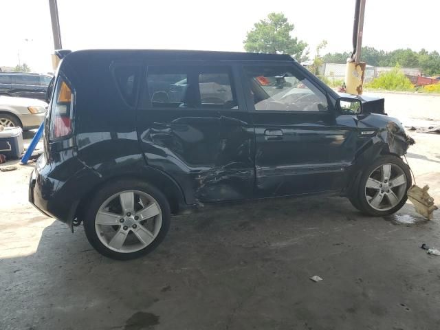 2010 KIA Soul +