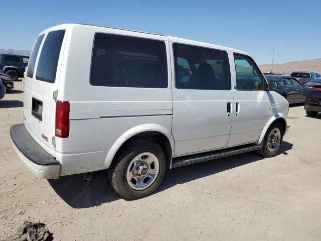 2004 GMC Safari XT