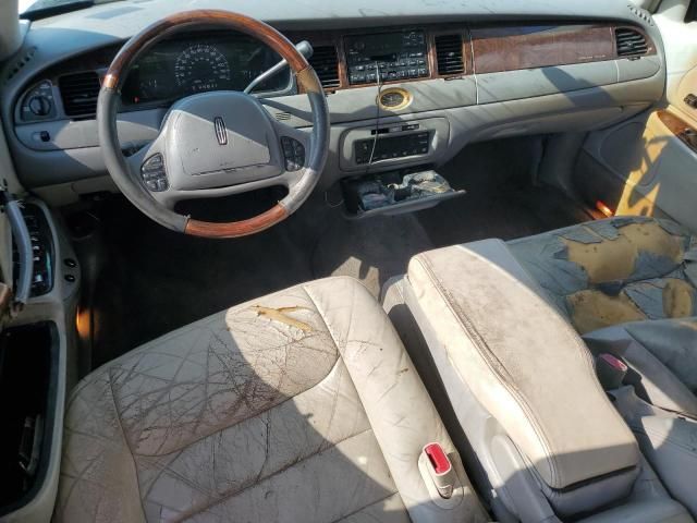 2000 Lincoln Town Car Cartier