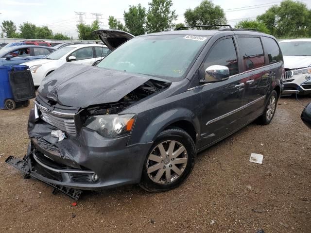 2012 Chrysler Town & Country Touring L