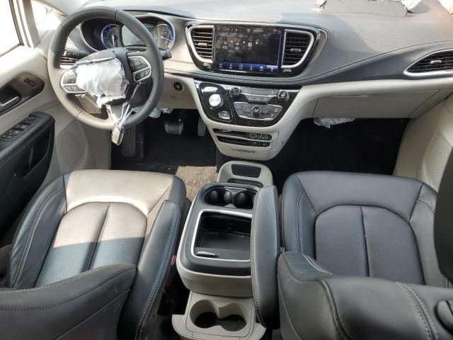 2022 Chrysler Pacifica Hybrid Touring L