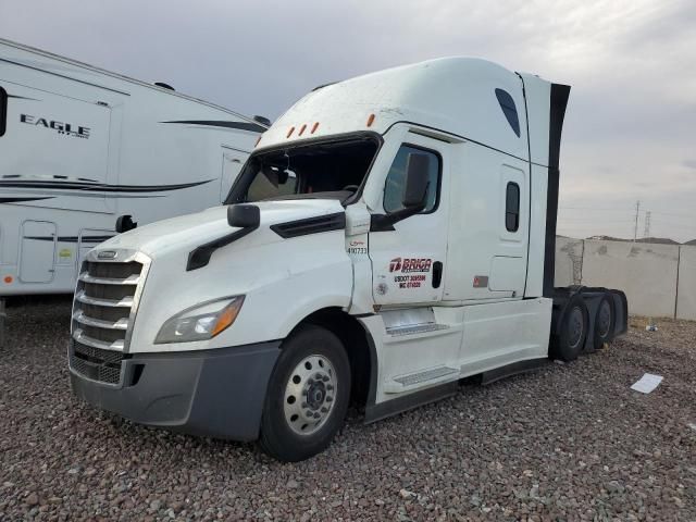 2023 Freightliner Cascadia 126