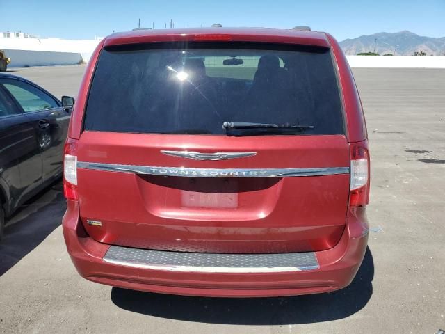 2012 Chrysler Town & Country Touring