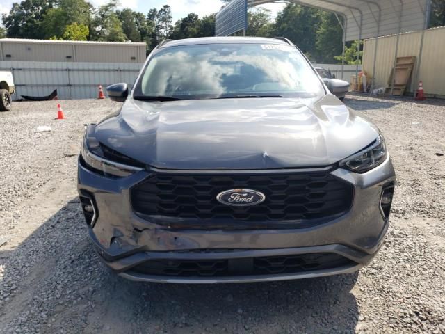 2023 Ford Escape ST Line Elite