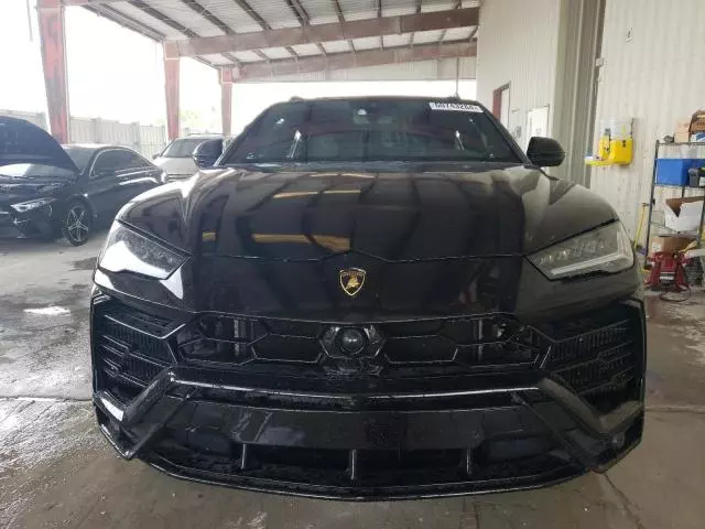 2019 Lamborghini Urus