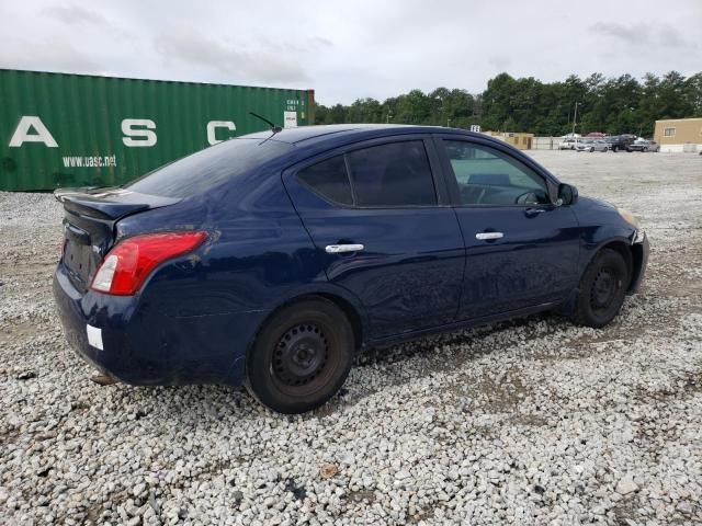 2013 Nissan Versa S