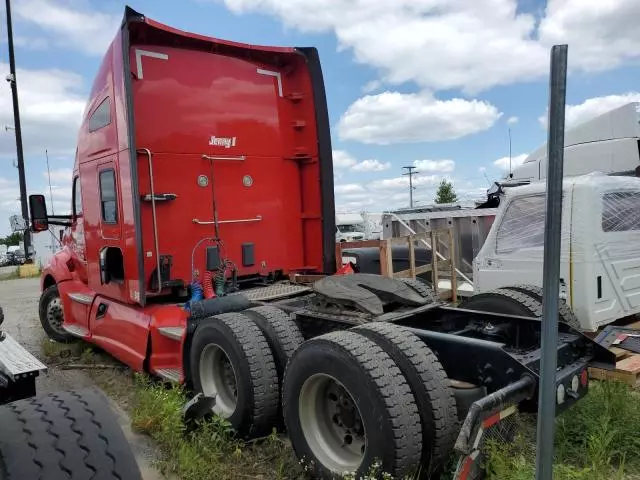 2016 Kenworth Construction T680