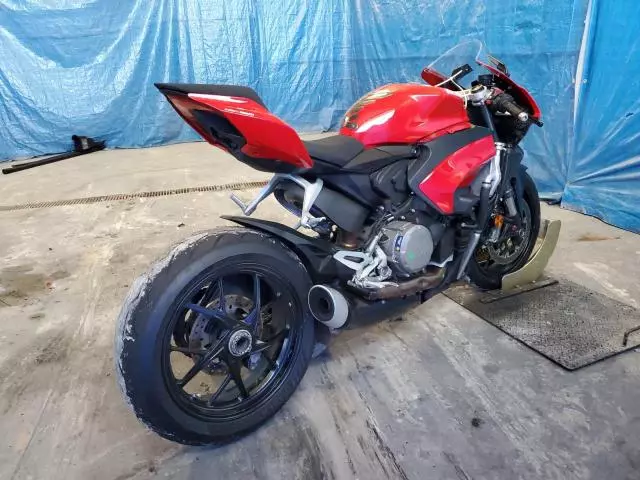 2022 Ducati Panigale V2