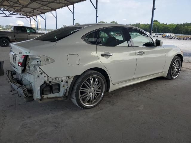 2013 Infiniti M37