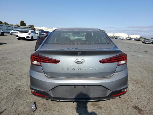 2019 Hyundai Elantra SE