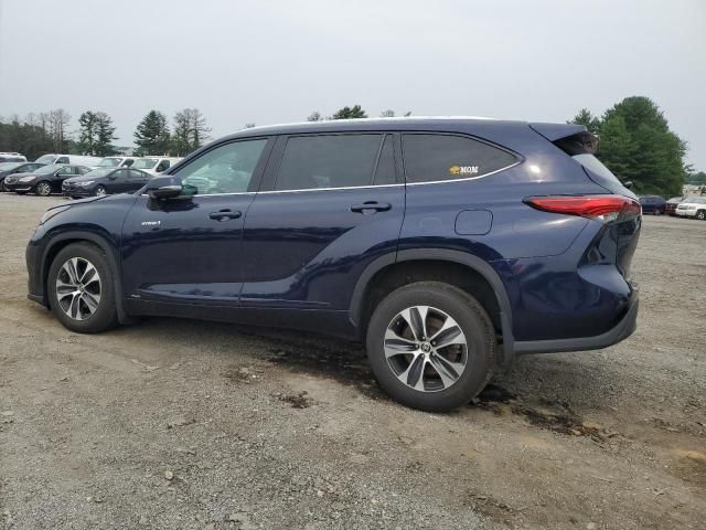 2021 Toyota Highlander Hybrid XLE