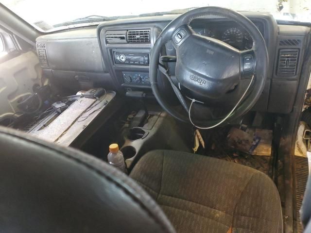 2000 Jeep Cherokee SE