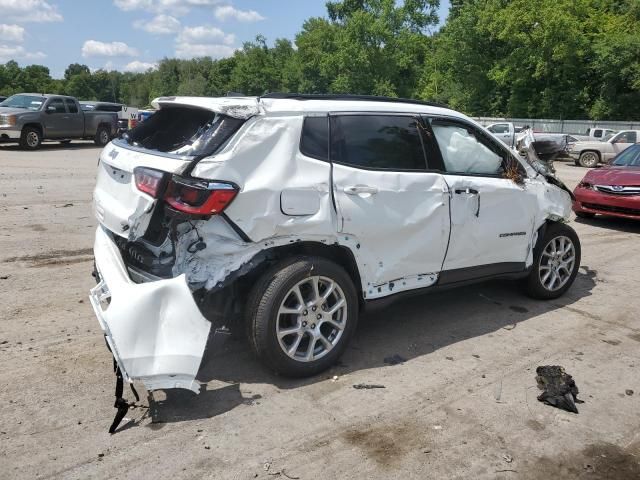 2023 Jeep Compass Latitude LUX