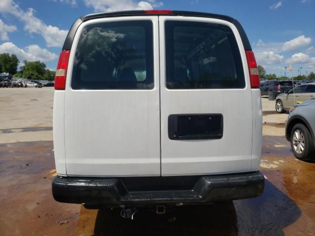 2010 Chevrolet Express G2500