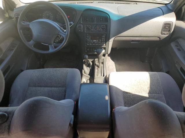 1998 Nissan Pathfinder LE