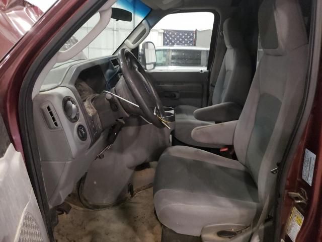 2009 Ford Econoline E350 Super Duty Van