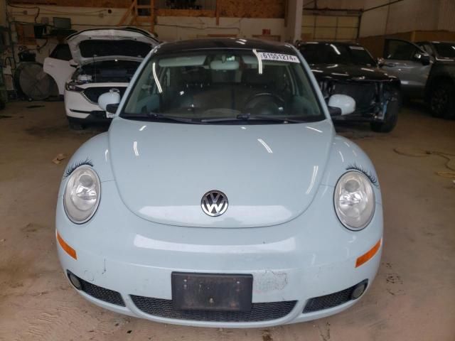 2010 Volkswagen New Beetle