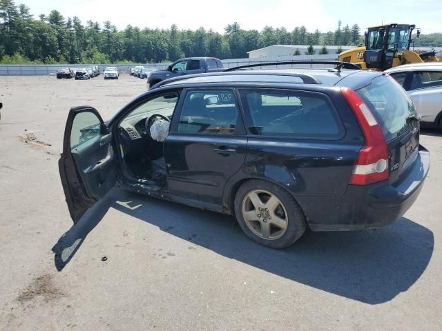 2005 Volvo V50 T5