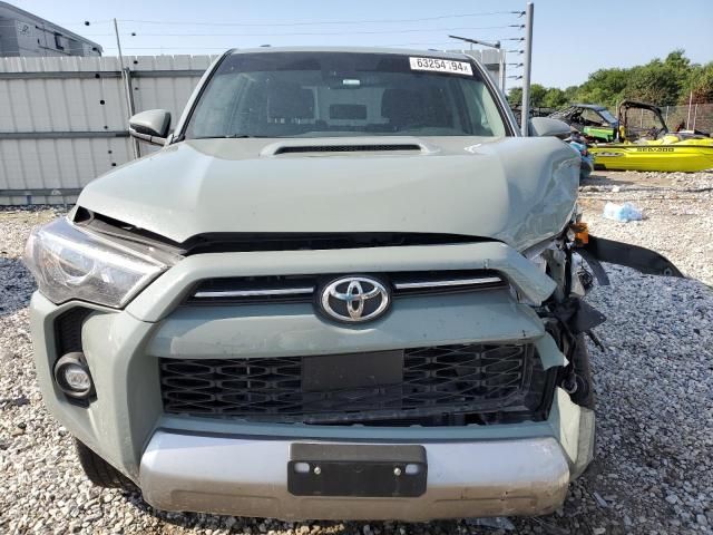 2023 Toyota 4runner SE