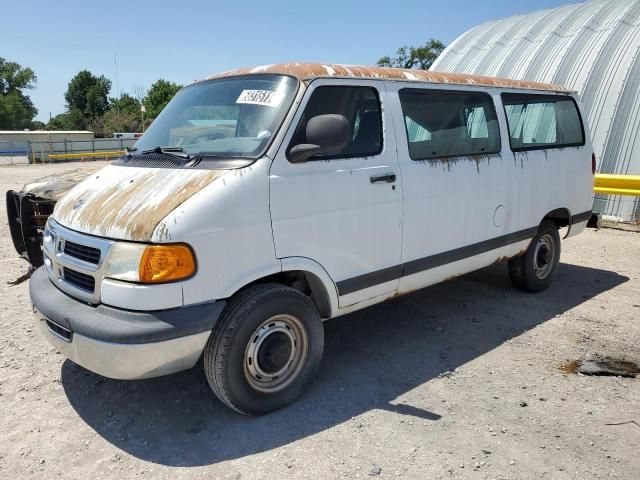 2000 Dodge RAM Wagon B2500