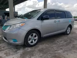 2011 Toyota Sienna LE en venta en West Palm Beach, FL