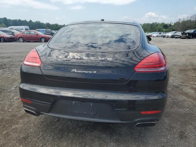 2016 Porsche Panamera 2