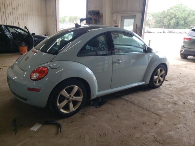 2010 Volkswagen New Beetle