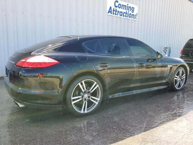 2012 Porsche Panamera 2