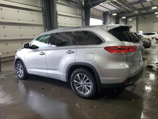 2018 Toyota Highlander SE