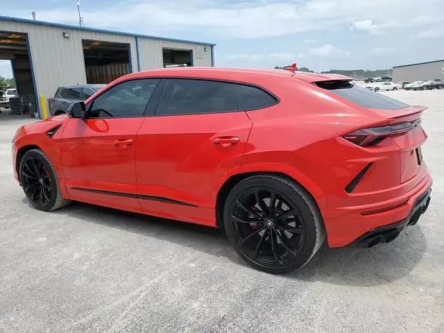 2022 Lamborghini Urus