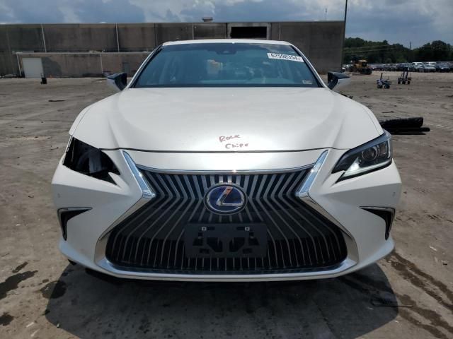 2021 Lexus ES 300H Luxury