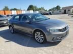 2018 Volkswagen Passat SE