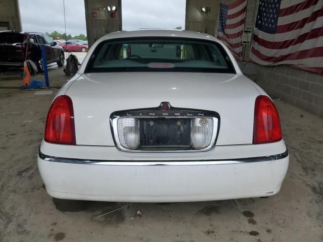 2000 Lincoln Town Car Executive