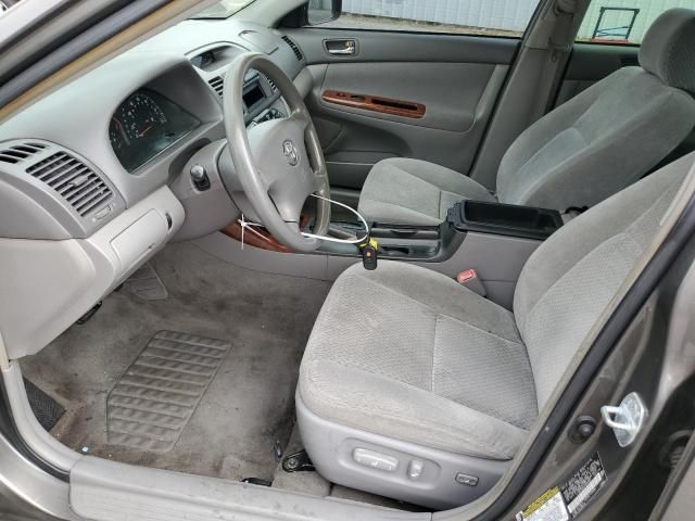 2004 Toyota Camry LE