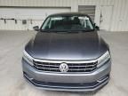 2017 Volkswagen Passat SE