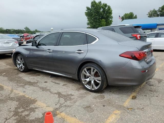 2016 Infiniti Q70 3.7