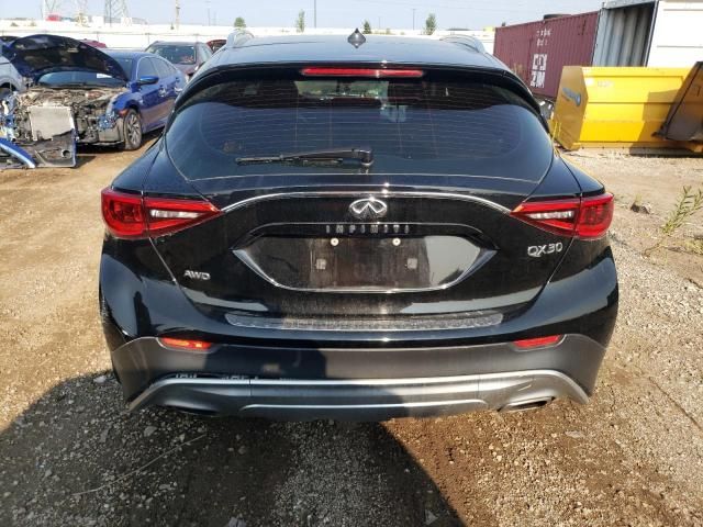 2017 Infiniti QX30 Base