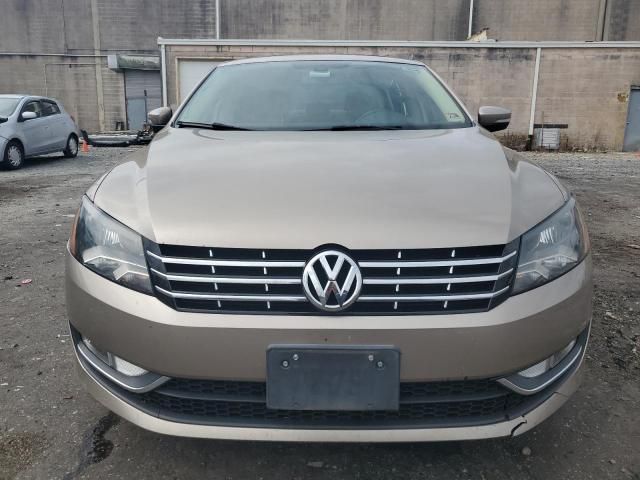 2015 Volkswagen Passat SEL