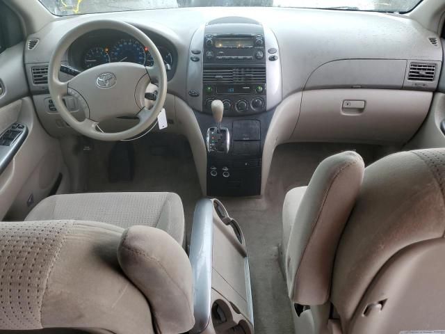 2008 Toyota Sienna CE